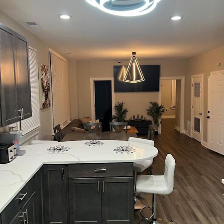 Chic Retreat Apartment Chicago Bagian luar foto